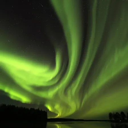 Lapland Northern Lights Ilveslinna Отель 3*