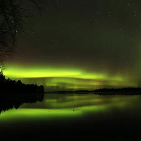 Lapland Northern Lights Ilveslinna 3*