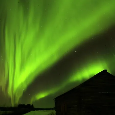 Lapland Northern Lights Ilveslinna 3* Рануа