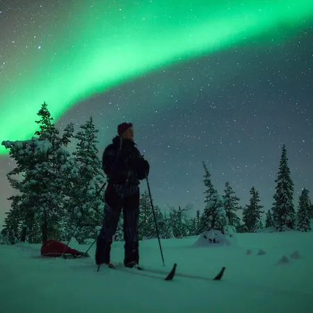 Lapland Northern Lights Ilveslinna 3*