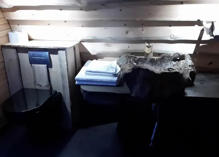 Lapland Northern Lights Ilveslinna 3*