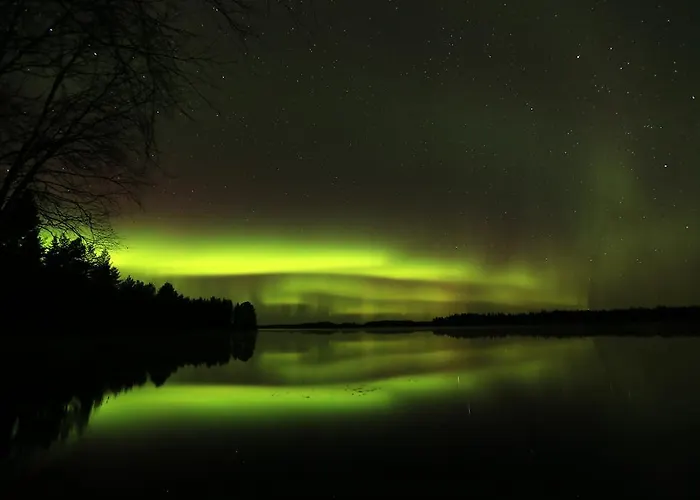Lapland Northern Lights Ilveslinna 3*