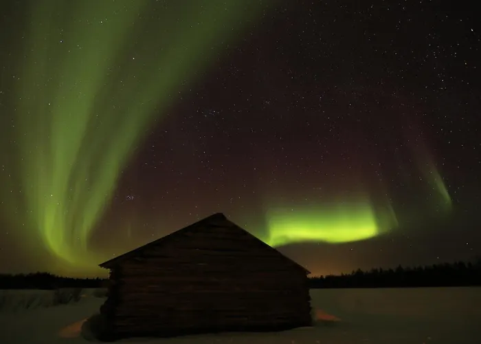 Lapland Northern Lights Ilveslinna Отель 3*