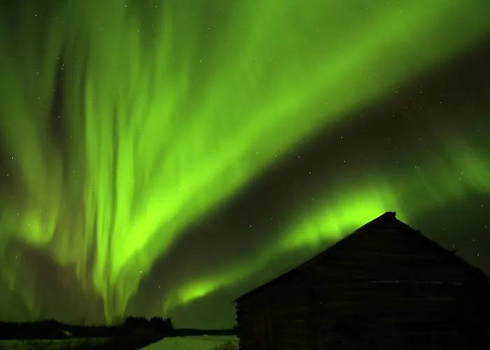 Lapland Northern Lights Ilveslinna 3* Рануа