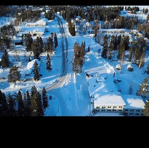 Lapland Northern Lights Ilveslinna 3* Рануа