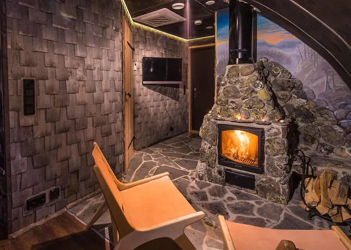 Lapland Northern Lights Ilveslinna Отель 3*